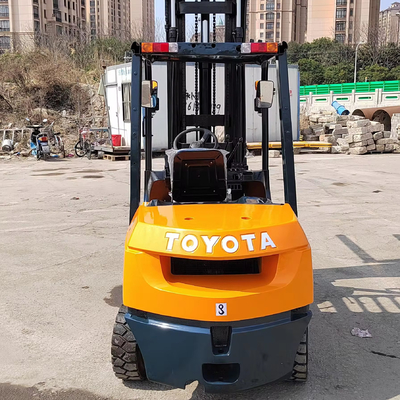 Usato Giappone Toyota 8FD30 carrello elevatore 3 TON carrello elevatore diesel 2.6*1.2*2.8 Dimensioni complessive