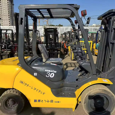 Forklift diesel Komatsu FD25 FD30 con lunghezza di forcella 1.2M e cambio laterale a prezzi accessibili