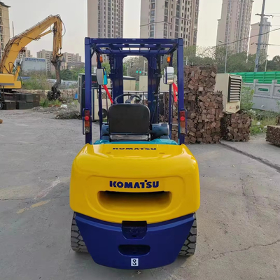 Giappone fabbrica di carrelli elevatori Komatsu FD30 3 tonnellate per ambienti di lavoro difficili