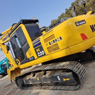Escavatore Komatsu PC220-8 usato con capacità di secchio di 1,2cbm e motore SAA6D107E-1