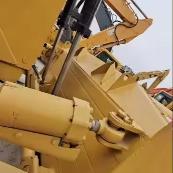 Bulldozer D9R D9H D9T D9N usato per lavori di costruzione a Shanghai 2018