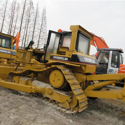Bulldozer CAT D7R usato per la costruzione in impianti di produzione
