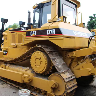 Dose Caterpillar D7R di seconda mano Dose CAT D7R utilizzate per le attrezzature di costruzione stradale