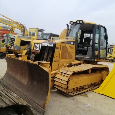 Bulldozer usati CAT D5K attrezzature da costruzione con capacità di dozzatura di 3,6 2018
