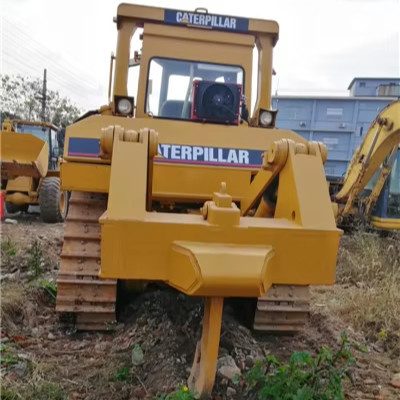 Bulldozer di seconda mano CAT D6R con capacità di dozzatura di 3,6