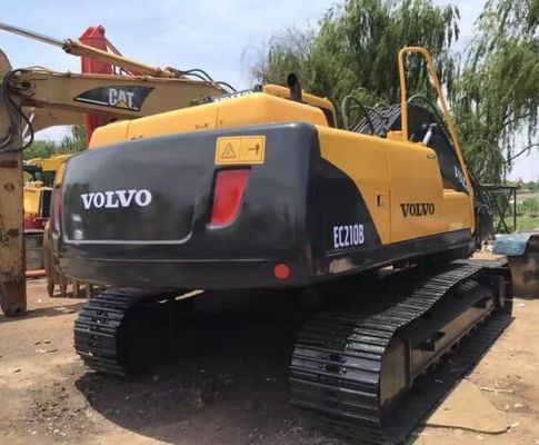 Escavatore Volvo EC210BLC con portata massima di scavo di 4800 mm e larghezza del secchio di 2100 mm