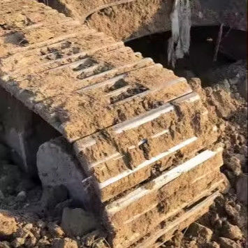 Escavatore VOLVO EC200D in ottime condizioni con motore D5E e 1200 ore di lavoro