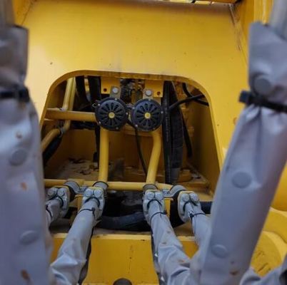 Usato Komatsu PC200-8 escavatore 20 tonnellate Peso operativo Originale Giappone Buone condizioni