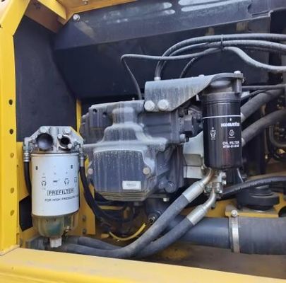 Utilizzato Komatsu PC220-8 escavatore originale Giappone Valvola idraulica ORIGINALE Buone condizioni