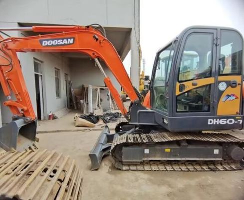 6 tonnellate Doosan DH60-7 escavatore usato Mini escavatore con motore YANG MA 4TNV94L