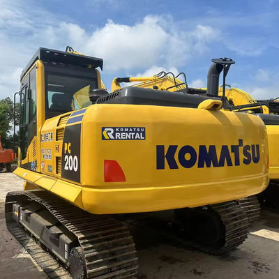 Giappone Komatsu PC200-8 Used Crawler Excavator con scarpe da pista 20 tonnellate presso lo stabilimento di produzione