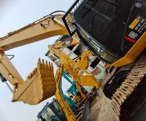 Escavatori Caterpillar 330D crawler usati con 1200 ore di lavoro e 2m3 di capacità del secchio