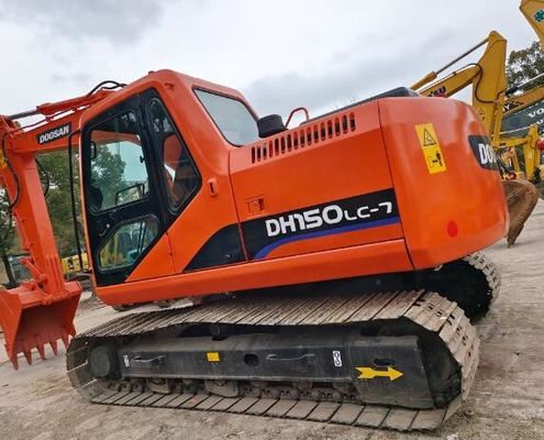 Escavatore DOOSAN DH150LC-7 usato con capacità di 0,75 secchi e peso di 13900